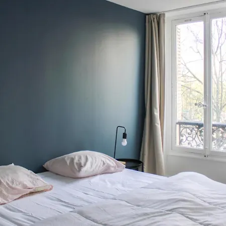 Apartment Beautiful With View On Paris